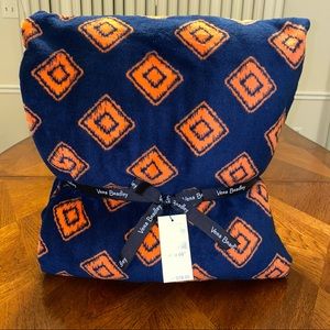 NWT Vera Bradley XL Oversized Blanket Navy/Orange Blanket Geo